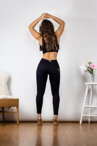 Shop Full Size Contrast Detail Buttoned Leggings Now On Klozey Store - Trendy U.S. Premium Women Apparel & Accessories And Be Up-To-Fashion!