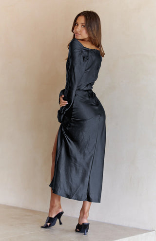 Shop Cowl Neck Long Sleeve Maxi Dress Now On Klozey Store - Trendy U.S. Premium Women Apparel & Accessories And Be Up-To-Fashion!