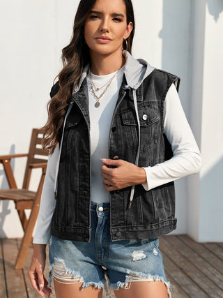 Shop Pocketed Button Up Hooded Denim Jacket Now On Klozey Store - Trendy U.S. Premium Women Apparel & Accessories And Be Up-To-Fashion!