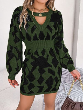 Shop Contrast Round Neck Cutout Long Sleeve Mini Sweater Dress Now On Klozey Store - Trendy U.S. Premium Women Apparel & Accessories And Be Up-To-Fashion!