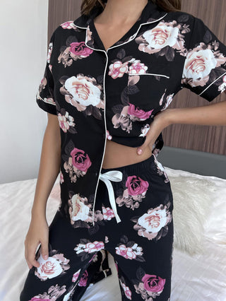 Shop Floral Short Sleeve Shirt and Pants Lounge Set Now On Klozey Store - Trendy U.S. Premium Women Apparel & Accessories And Be Up-To-Fashion!