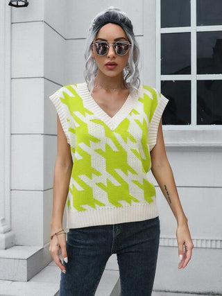 Shop Houndstooth V-Neck Sweater Vest Now On Klozey Store - Trendy U.S. Premium Women Apparel & Accessories And Be Up-To-Fashion!