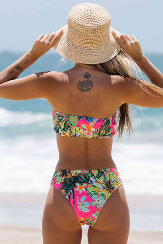 Shop Tropical Print Bikini Set Now On Klozey Store - Trendy U.S. Premium Women Apparel & Accessories And Be Up-To-Fashion!