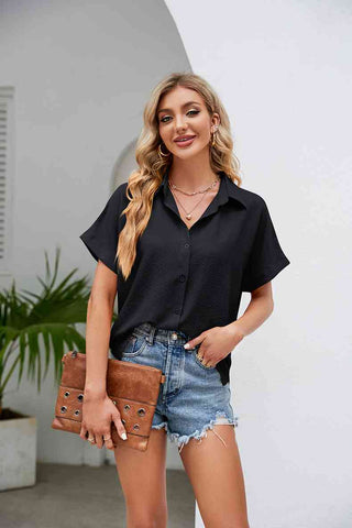 Shop Short Sleeve Collared Neck Shirt Now On Klozey Store - Trendy U.S. Premium Women Apparel & Accessories And Be Up-To-Fashion!