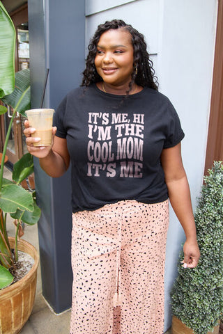 Shop Simply Love Full Size IT'S ME,HI I'M THE COOL MOM IT'S ME Round Neck T-Shirt Now On Klozey Store - Trendy U.S. Premium Women Apparel & Accessories And Be Up-To-Fashion!