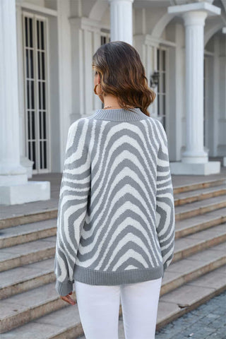 Shop Printed Round Neck Long Sleeve Pullover Sweater Now On Klozey Store - Trendy U.S. Premium Women Apparel & Accessories And Be Up-To-Fashion!