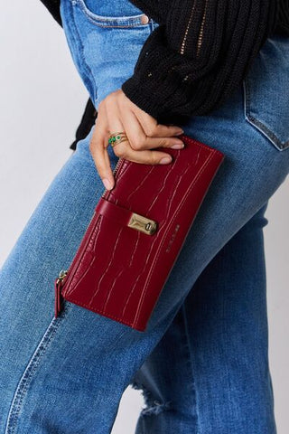 Shop David Jones Texture PU Leather Wallet Now On Klozey Store - Trendy U.S. Premium Women Apparel & Accessories And Be Up-To-Fashion!