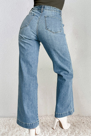 Shop Straight Jeans with Pockets Now On Klozey Store - Trendy U.S. Premium Women Apparel & Accessories And Be Up-To-Fashion!