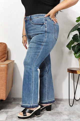 Shop Judy Blue Full Size High Waist Jeans with Pockets Now On Klozey Store - Trendy U.S. Premium Women Apparel & Accessories And Be Up-To-Fashion!