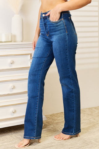 Shop Judy Blue Full Size Straight Leg Jeans with Pockets Now On Klozey Store - Trendy U.S. Premium Women Apparel & Accessories And Be Up-To-Fashion!