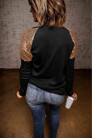 Shop Contrast Sequin Animal Graphic Round Neck Top Now On Klozey Store - Trendy U.S. Premium Women Apparel & Accessories And Be Up-To-Fashion!