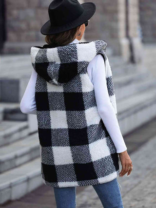 Shop Plaid Hooded Vest with Pockets Now On Klozey Store - U.S. Fashion And Be Up-To-Fashion!