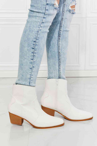 Shop MMShoes Watertower Town Faux Leather Western Ankle Boots in White Now On Klozey Store - Trendy U.S. Premium Women Apparel & Accessories And Be Up-To-Fashion!