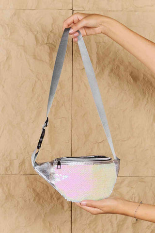 Shop Fame Festival Baby Sequin Front Single Zipper Fanny Pack Now On Klozey Store - Trendy U.S. Premium Women Apparel & Accessories And Be Up-To-Fashion!