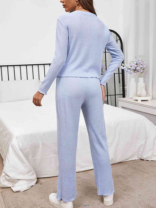 Shop Round Neck Long Sleeve Top and Drawstring Pants Lounge Set Now On Klozey Store - Trendy U.S. Premium Women Apparel & Accessories And Be Up-To-Fashion!