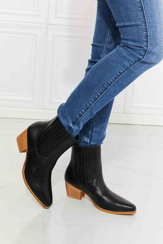 Shop MMShoes Love the Journey Stacked Heel Chelsea Boot in Black Now On Klozey Store - Trendy U.S. Premium Women Apparel & Accessories And Be Up-To-Fashion!