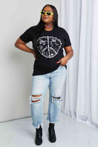 Shop mineB Full Size Butterfly Graphic Tee Shirt Now On Klozey Store - Trendy U.S. Premium Women Apparel & Accessories And Be Up-To-Fashion!