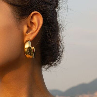 Shop 18K Gold-Plated Moon Crescent Earrings Now On Klozey Store - Trendy U.S. Premium Women Apparel & Accessories And Be Up-To-Fashion!