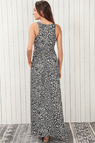 Shop Leopard Round Neck Sleeveless Maxi Dress Now On Klozey Store - Trendy U.S. Premium Women Apparel & Accessories And Be Up-To-Fashion!