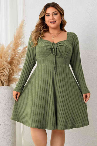 Shop Plus Size Sweetheart Neck Long Sleeve Ribbed Dress Now On Klozey Store - Trendy U.S. Premium Women Apparel & Accessories And Be Up-To-Fashion!
