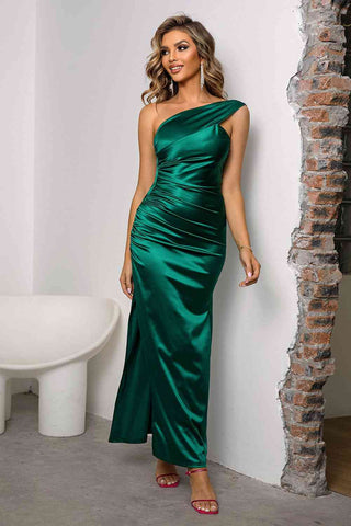 Shop One-Shoulder Ruched Slit Maxi Dress Now On Klozey Store - U.S. Fashion And Be Up-To-Fashion!