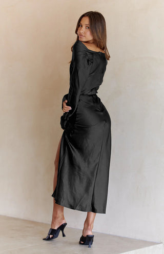 Shop Cowl Neck Long Sleeve Maxi Dress Now On Klozey Store - Trendy U.S. Premium Women Apparel & Accessories And Be Up-To-Fashion!