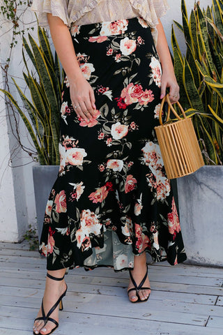 Shop Plus Size Floral High-Rise Skirt Now On Klozey Store - Trendy U.S. Premium Women Apparel & Accessories And Be Up-To-Fashion!