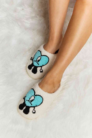 Shop Melody Love Heart Print Plush Slippers Now On Klozey Store - Trendy U.S. Premium Women Apparel & Accessories And Be Up-To-Fashion!