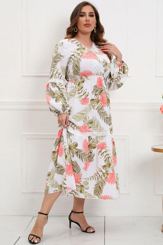 Shop Plus Size Spliced Lace Surplice Balloon Sleeve Maxi Dress Now On Klozey Store - Trendy U.S. Premium Women Apparel & Accessories And Be Up-To-Fashion!