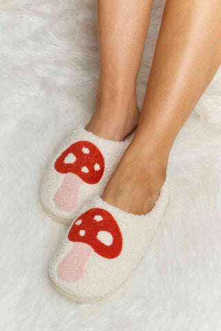 Shop Melody Mushroom Print Plush Slide Slippers Now On Klozey Store - Trendy U.S. Premium Women Apparel & Accessories And Be Up-To-Fashion!