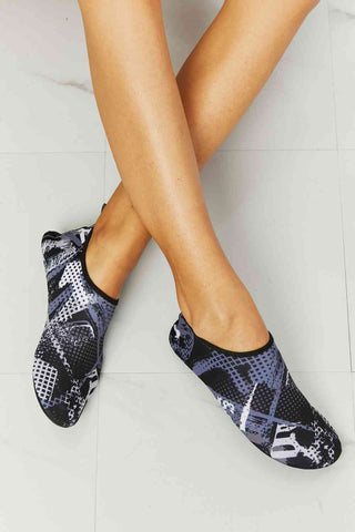 Shop MMshoes On The Shore Water Shoes in Black Pattern Now On Klozey Store - Trendy U.S. Premium Women Apparel & Accessories And Be Up-To-Fashion!