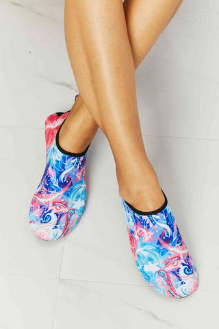 Shop MMshoes On The Shore Water Shoes in Pink and Sky Blue Now On Klozey Store - Trendy U.S. Premium Women Apparel & Accessories And Be Up-To-Fashion!